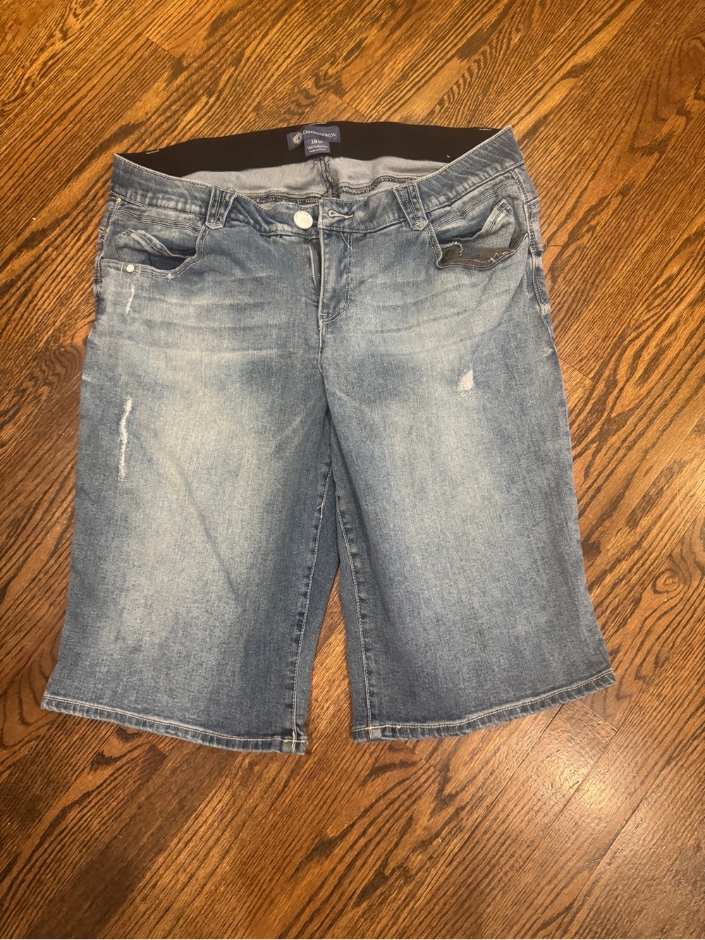 Democracy Ab solution Light Wash Denim Bermuda Shorts